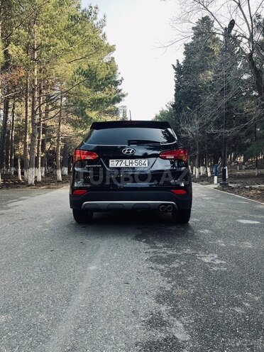 Hyundai Santa Fe-6