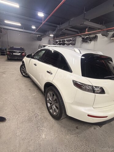 Infiniti FX35-6
