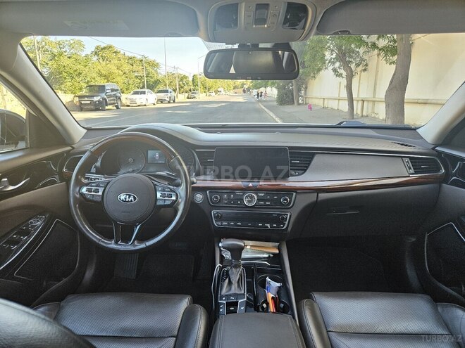Kia K7-3