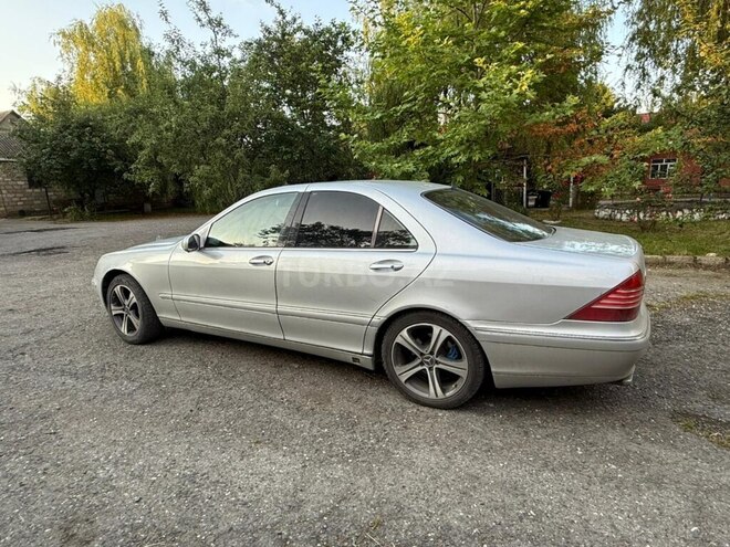 Mercedes S 320-9