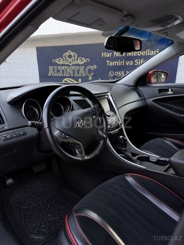 Hyundai Sonata-5