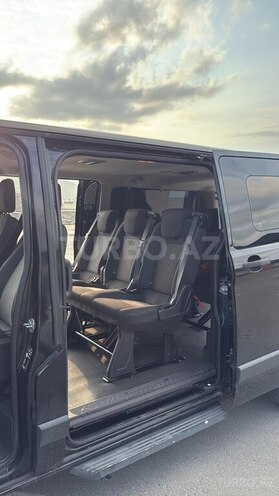 Ford Tourneo Custom-5