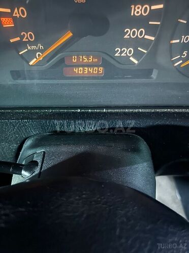 Mercedes C 220-17