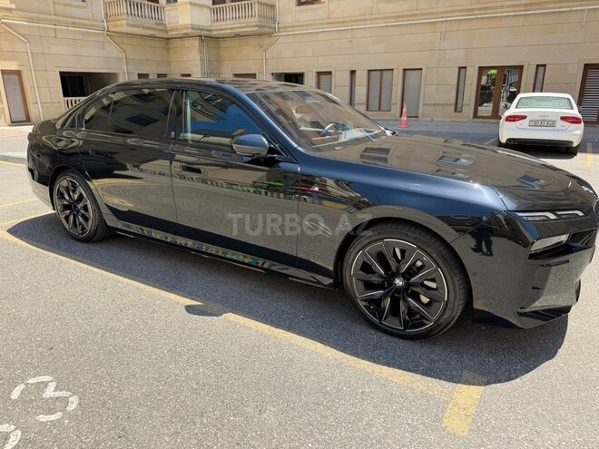 BMW i7 2023, 12,000 km - 0.0 л - Bakı