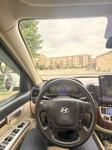 Hyundai Santa Fe-11