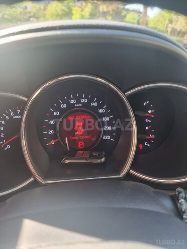 Kia Rio-7