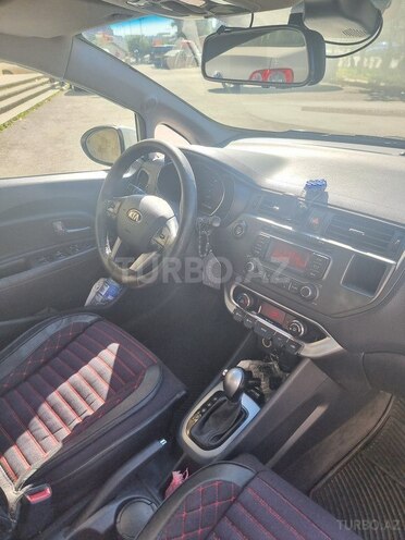 Kia Rio-6