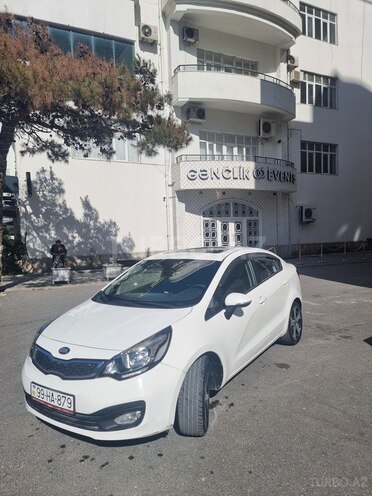 Kia Rio-5