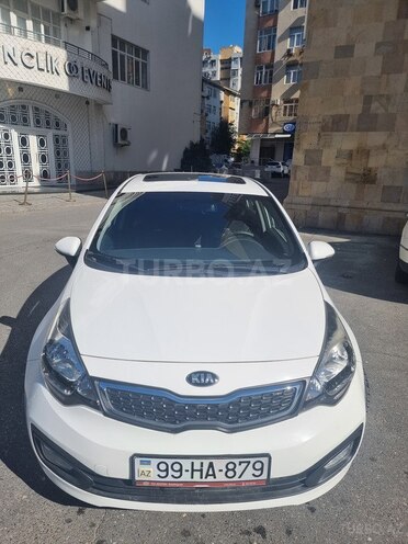 Kia Rio-1