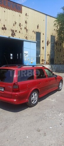 Opel Vectra-3