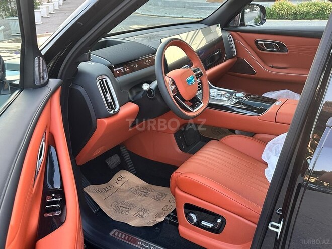 Geely Galaxy M9-7