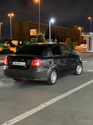Chevrolet Aveo-5