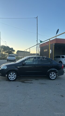 Chevrolet Aveo-7