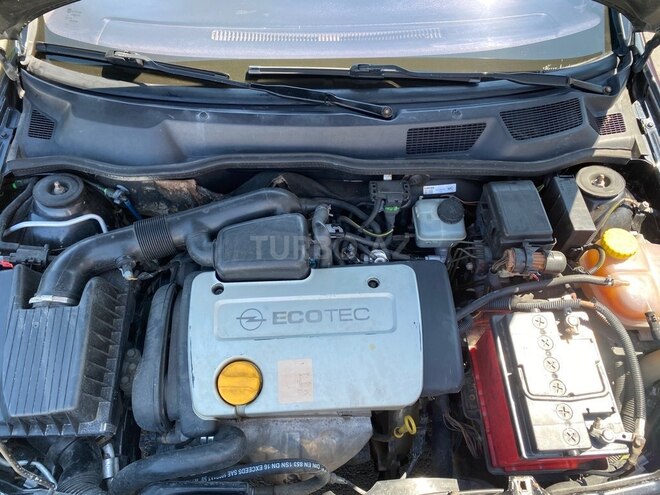Opel Astra-11