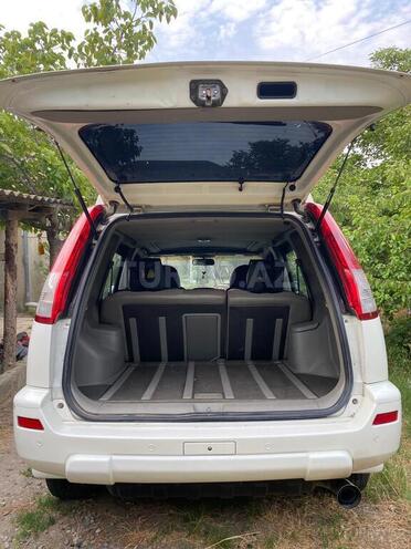 Nissan X-Trail-11