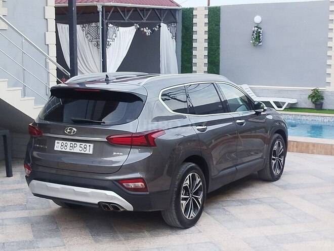 Hyundai Santa Fe-3