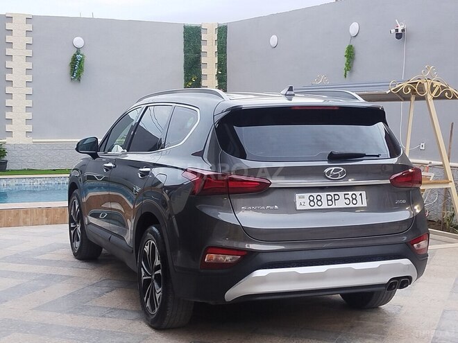 Hyundai Santa Fe-4
