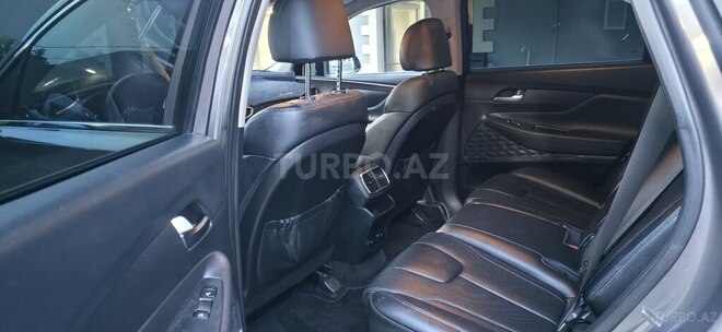 Hyundai Santa Fe-10