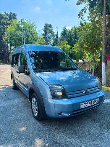 Ford Tourneo Connect-1