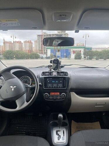 Mitsubishi Mirage-3