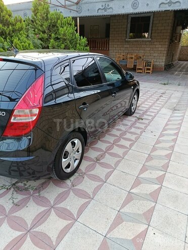 Hyundai i30-7