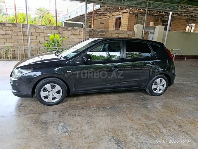Hyundai i30-8