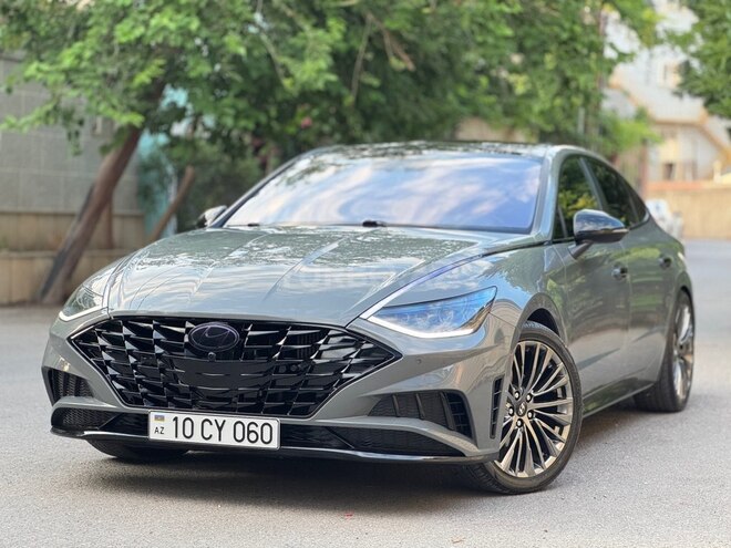 Hyundai Sonata-1