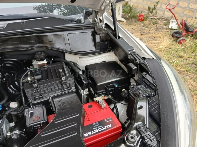 Hyundai Santa Fe-9