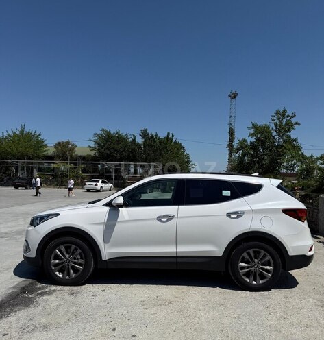 Hyundai Santa Fe-18