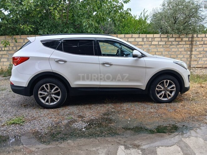 Hyundai Santa Fe-16