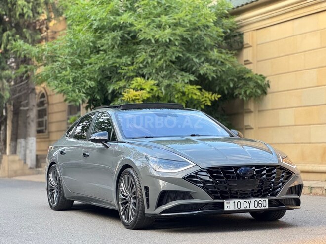 Hyundai Sonata-12