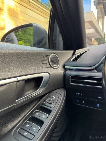 Hyundai Sonata-17