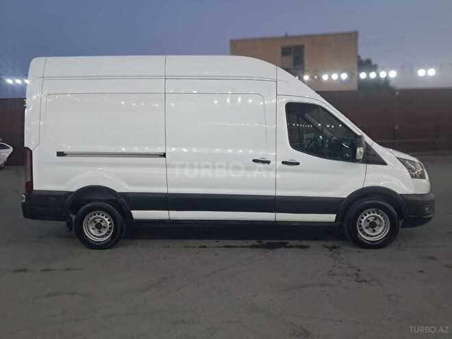 Ford Transit-2