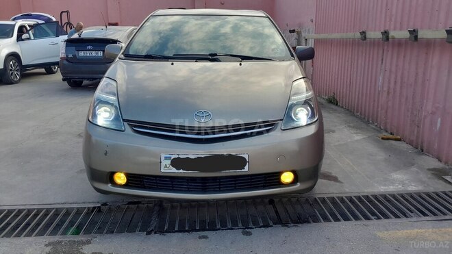 Toyota Prius-1