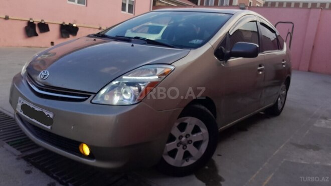 Toyota Prius-3