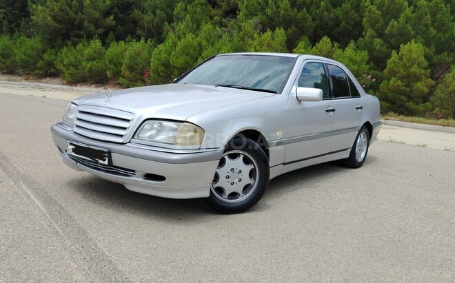 Mercedes C 200-2