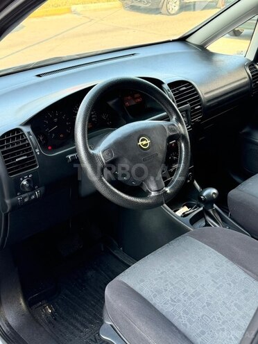 Opel Zafira-7