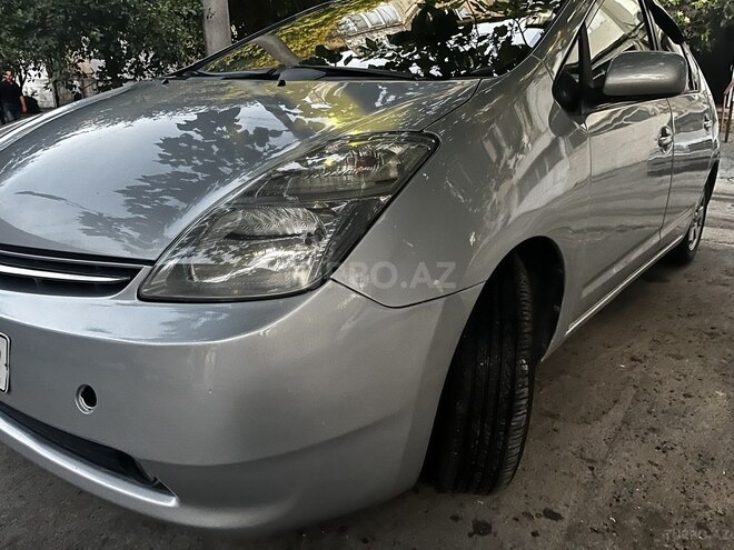 Toyota Prius-3