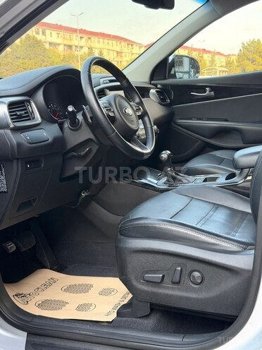 Kia Sorento-6
