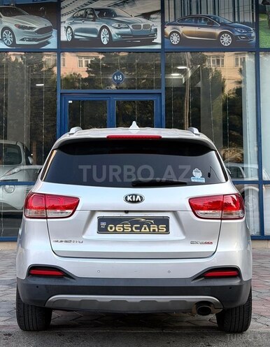 Kia Sorento-13