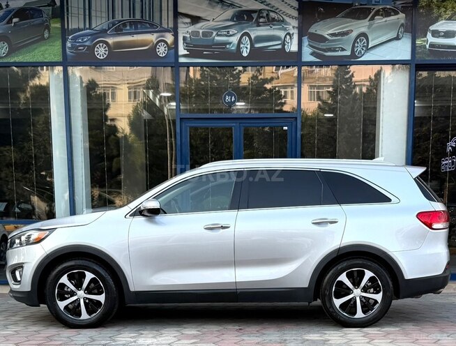 Kia Sorento-12