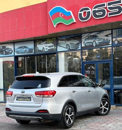 Kia Sorento-14