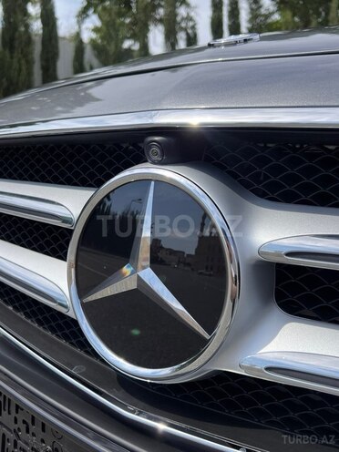 Mercedes E 300-18