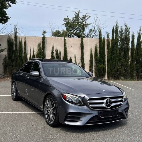 Mercedes E 300-7