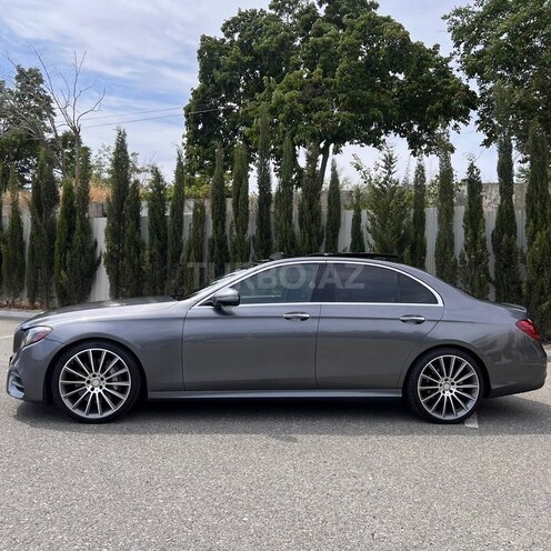 Mercedes E 300-3