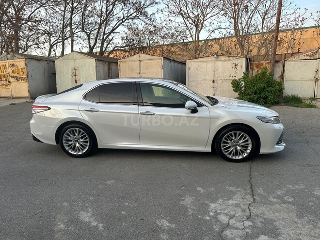 Toyota Camry-4