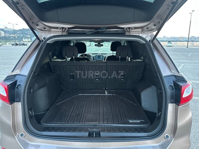Chevrolet Equinox-13