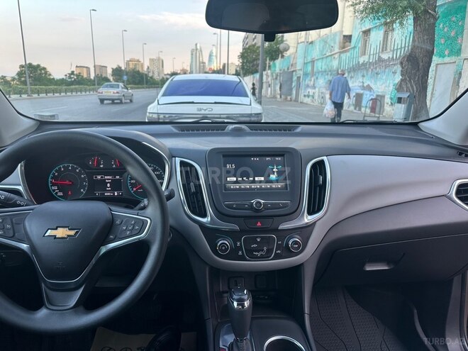 Chevrolet Equinox-12