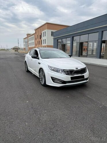 Kia Optima-2