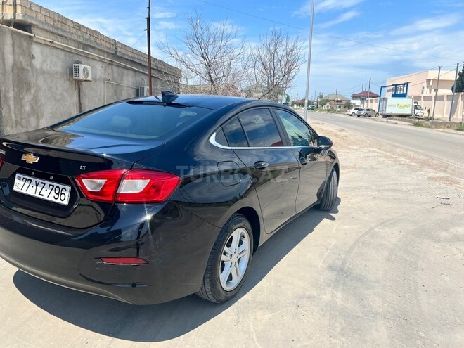 Chevrolet Cruze-6
